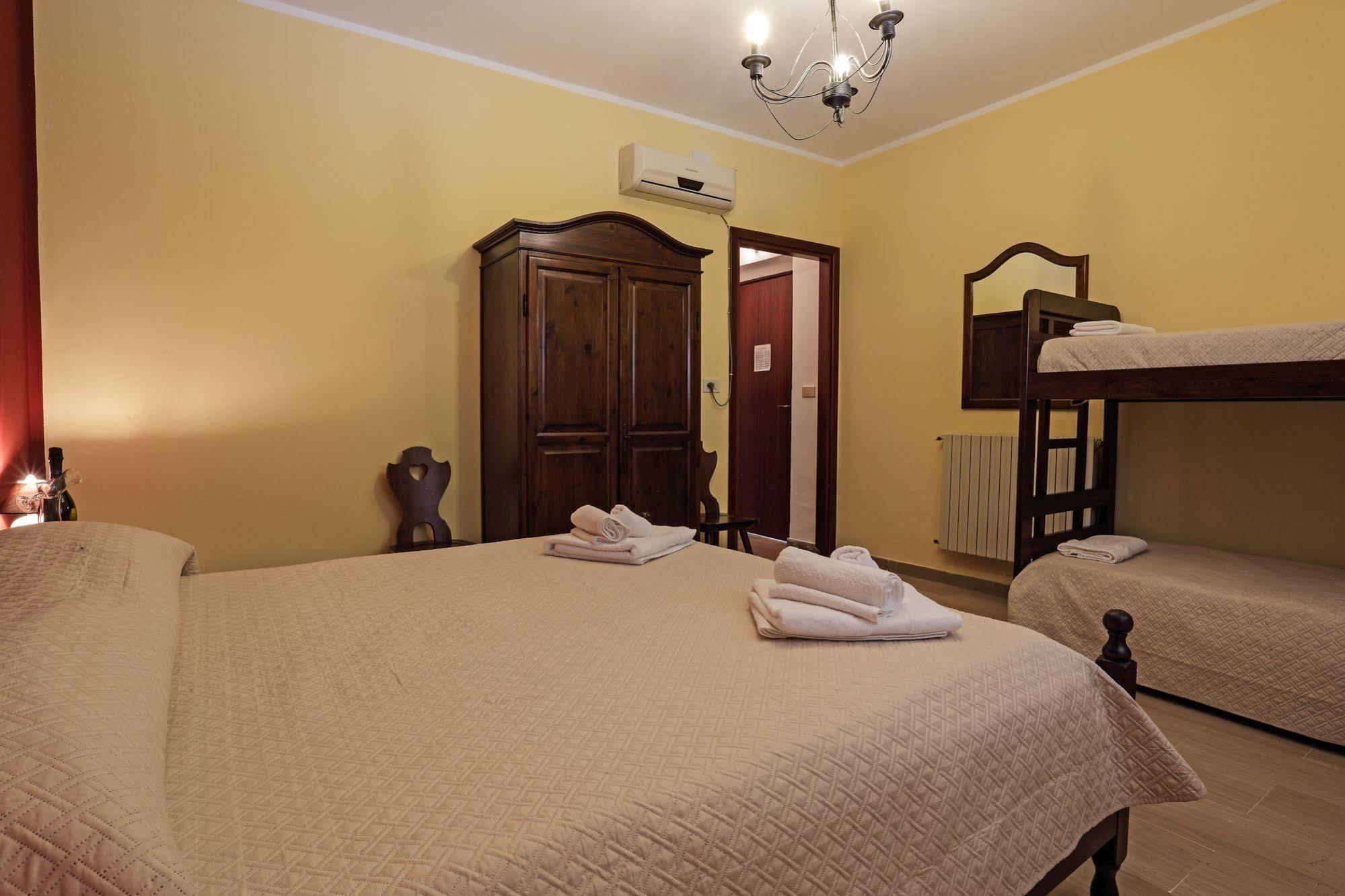 Agriturismo Tenute Pollara Roccamena Екстериор снимка